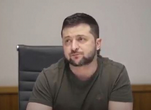 Զելենսկին պատասխանում է ռուս լրագրողների հարցերին