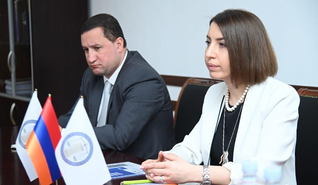 4e3a030d-4533-46d2-a73b-4a94d9709ba7