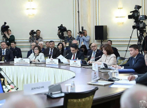 Հայաստանն առաջարկում է Ադրբեջանին անհապաղ բանակցություններ սկսել խաղաղ պայմանագրի կնքման շուրջ․ Ալեն Սիմոնյան