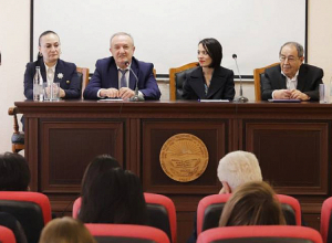 100-ամյա Մանկավարժականն ավանդույթ ունեցող բուհ է. Վահրամ Դումանյանն այցելել է համալսարան