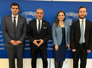 Мы подчеркнули необходимость конкретных и адресных шагов по пресечению действий Азербайджана: Конджорян