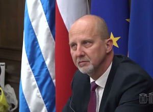 «Տարածելով պաշտպանության թեւերը» խորագրով սեմինար-քննարկում խորհրդարանում