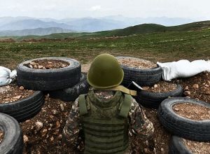 Азербайджан нарушил режим прекращения огня в НК, ранен один армянский военнослужащий: МО РФ