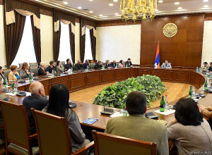 Արցախի կարգավիճակի նշաձողի իջեցման շուրջ արված հայտարարությունը վրդովեցրել է ԱՀ ՀԿ-ներին