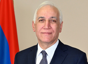 Վահագն Խաչատուրյանը շնորհավորել է Քրիստոսի hրաշափառ Հարության տոնի առթիվ