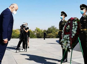 Հունաստանի ԱԳ նախարարի գրառումը  Հայոց ցեղասպանության զոհերի հիշատակի առթիվ