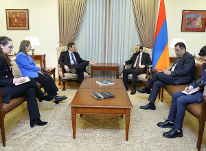 Арарат Мирзоян принял американского сопредседателя МГ Эндрю Шеффера