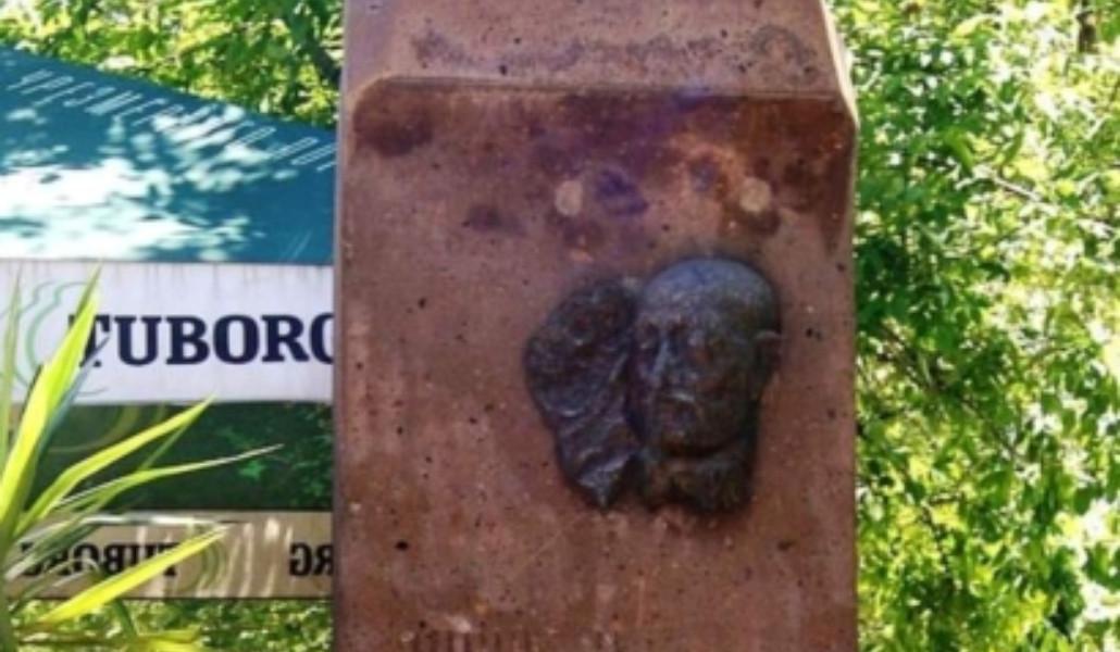 b5ea5dc42cef75ac4827636c70afaeb7 (1)