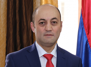 Կենտրոն վարչական շրջանի ղեկավար Ավետ Պողոսյանը հայտնել է պաշտոնից հեռանալու մասին