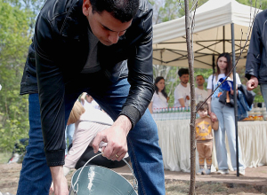 Երևանի քաղաքապետը մասնակցել է Հայրենականի զոհերին նվիրված խորհրդանշական ծառատունկին