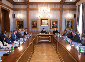 Կաթողիկոսն ընդունել է Սիրիա-Հայաստան բարեկամական խմբի պատվիրակությանը