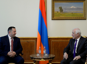 Նախագահ Վահագն Խաչատուրյանը հանդիպում է ունեցել ԵՊՀ ռեկտոր Հովհաննես Հովհաննիսյանի հետ