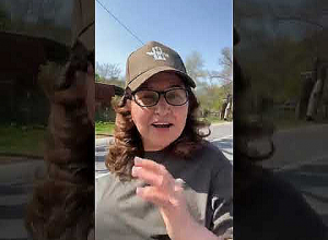 Участники шествия, начавшегося из Иджевана, продолжают движение