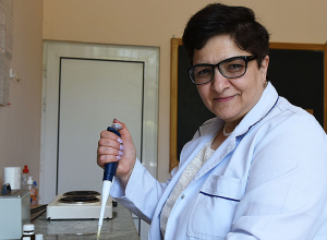 «Մեղվի մայրակաթը՝ որպես ռադիոպաշտպանիչ և հակաօքսիդանտային պայքարի կենսաքիմիական նոր դեղամիջոց»