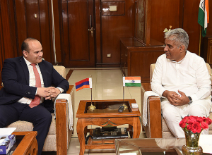 Հայաստանի ու Հնդկաստանի աշխատանքի և սոցիալական պաշտպանության ոլորտում առկա խնդիրները գրեթե նույնաբնույթ են․ հնդիկ նախարար