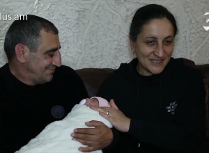 Ռոմանը, երբ տանկը ուզել ա խփի, հենց երկրորդ լիցքավորման ժամանակ գնդացրով հարված է ստացել