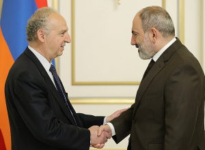 Վարչապետն ընդունել է Եվրասիայի Հայ Ավետարանական եկեղեցիների միության նախագահ Ռենե Լևոնյանին