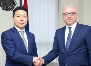 Замглавы МИД Японии подчеркнул роль сопредседателей МГ в мирном урегулировании нагорно-карабахского конфликта