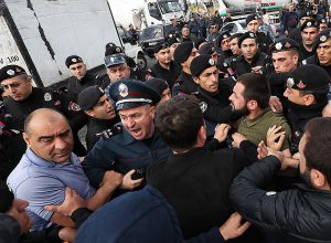 Պաշտպանը Ոստիկանության ծառայողներից պահանջում է դրսևորել իրավաչափ վարքագիծ