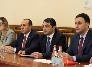 Հակոբ Սիմիդյանն հանդիպել է Ֆրանկ Մյորշլի ղեկավարած պատվիրակությանը