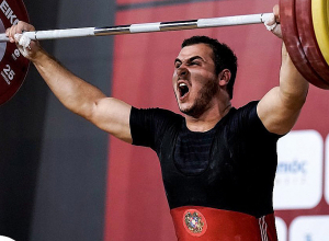 Ծանրորդ Սուրեն Գրիգորյանը արծաթե մեդալ նվաճեց աշխարհի առաջնությունում