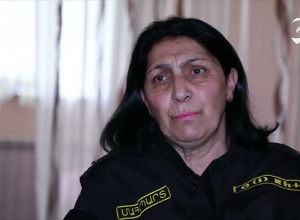 Հրամանատարը զանգեց, ասեց համար մեկ ա. շտապ արի շտաբ. մահապարտ կին