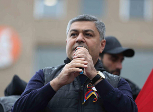 Արթուր Վանեցյանը մեկնել է Եվրոպա