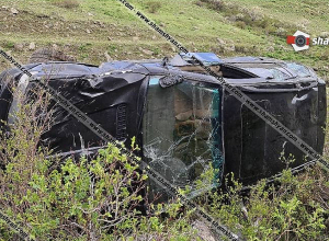 Արայի լեռան մոտ BMW-X5-ը ձորն է ընկել․ կա 1 զոհ, 1 վիրավոր