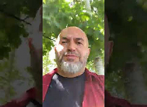 «Դիտավորյալ խեղդում էին»․ Աշոտյանը՝ ոստիկանական բաժանմունքից դուրս գալուց հետո