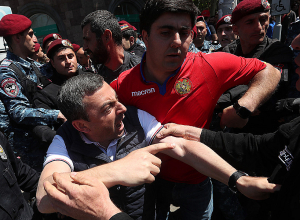 В ходе акций неповиновения, проводимых движением «Сопротивление», в Ереване задержаны 414 граждан
