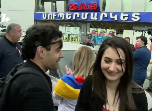 Մի՛ գոռա․ վեճ՝ ցուցարարի և վարորդի միջև