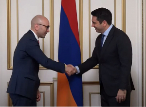 Ալեն Սիմոնյանն ընդունել է Իտալիայի խորհրդարանական պատվիրակությանը