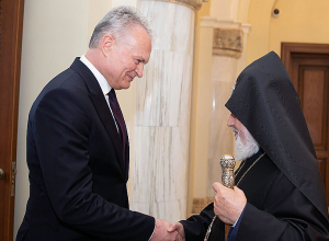 Ամենայն Հայոց Կաթողիկոսն ընդունել է Լիտվայի նախագահին