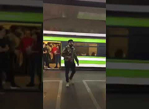 Перебранка между гражданами и демонстрантами