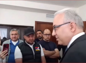 Վիճաբանություն պատգամավորների և ԱԳ փոխնախարարի միջև