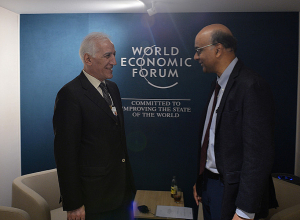 Президент Ваагн Хачатурян встретился со старшим министром Сингапура Тарманом Шанмугаратнамом