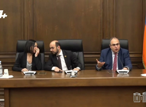 Надеюсь, вы извинитесь: Варданян - журналисту