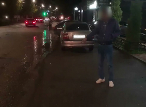 Таксист украл кошелёк туриста