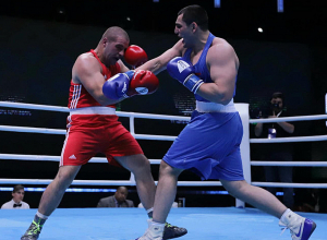 Բռնցքամարտի ԵԱ. Նարեկ Մանասյանը տեխնիկական հաղթանակ տարավ