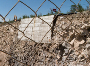 Ծիծեռնակաբերդի խճուղում  ընթանում է փլուզված հատվածի վերակառուցումը