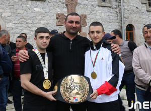 Ջավախքն իր չեմպիոնին դիմավորեց դհոլ-զուռնայով