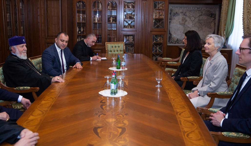 287117205_1929028140622481_3390761465978226444_n