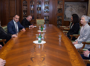 Գարեգին Երկրորդը Վենետիկի հանձնաժողով նախագահի հետ հանդիպմանը անդրադարձել է գերիների հարցին