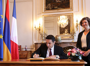 Ален Симонян провёл встречу с мэром Страсбурга