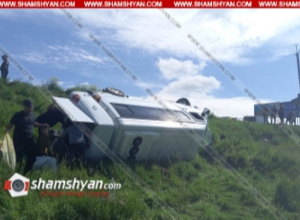 Գեղարքունիքում բախվել են «Mercedes Vito»-ն  և «Mercedes C»-ն․ յոթ վիրավոր տեղափոխվել է հիվանդանոց․ Shamshyan.com