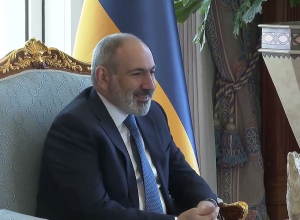 Премьер-министр Пашинян встретился с Эмиром Катара Тамимом бин Хамад Аль Тани