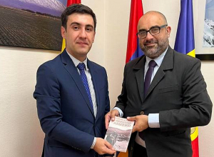 В Испании вышла первая документальная книга о Геноциде армян