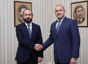 Начался официальный визит министра иностранных дел РА в Болгарию