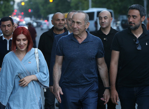 Ընդդիմությա հանրահավաքը՝ Ֆրանսիայի հրապարակում․ ՈՒՂԻՂ