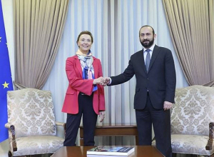 ԱԳ նախարար Արարատ Միրզոյանը հանդիպել է ԵԽ Գլխավոր քարտուղար Մարիա Պեյչինովիչ Բուրիչի հետ